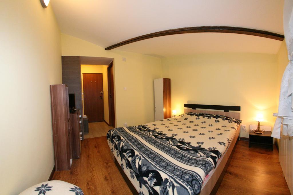 Guest house La Buni Busteni